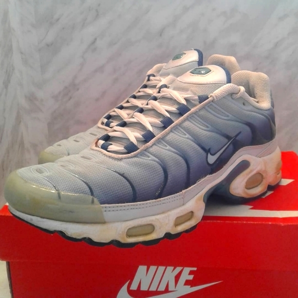 Nike | Shoes | Vintage Nike Womens Sz 